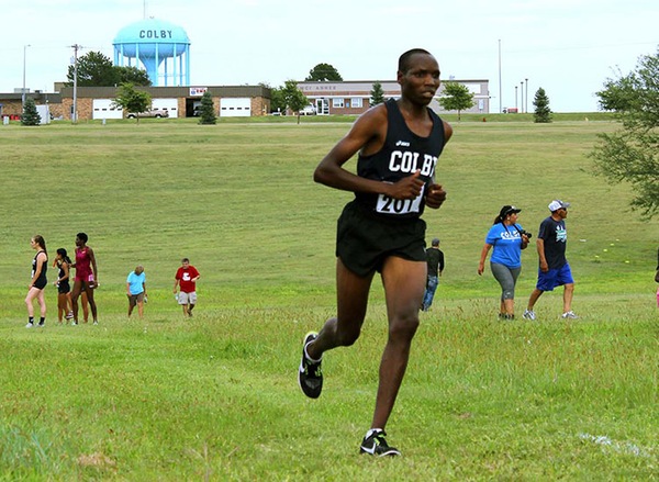 Wesley Banguria (Eldoret, Kenya) took second at the Aug. 31, 2018, Colby Trojan Invitational with a time of 15:54.